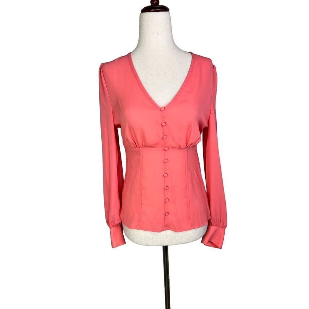 New York & Company top women’s size small coral fitted long sleeve V-neck new